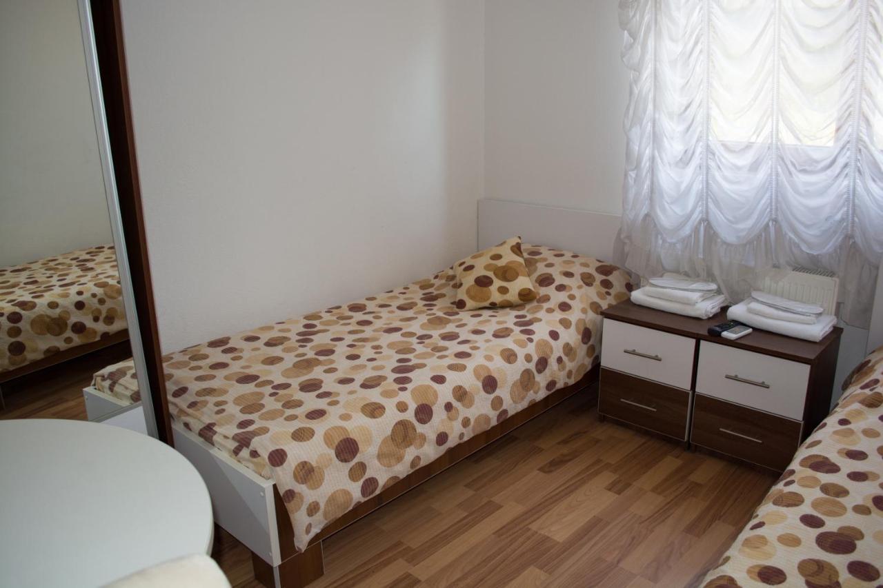 Villa Palma Guesthouse Mostar Room photo